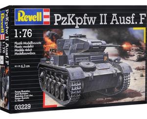 PzKpfw II Ausf. F 176 Revell Model Kit