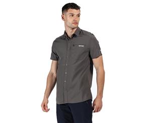 Regatta Mens Kioga II Polyester Plain Short Sleeve Shirt - Magnet