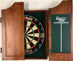 Winmau Blade 5 FIVE Dart Board & Walnut Solid Wood Cabinet + 6 x Darts SET