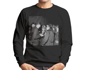 TV Times David Essex Signing Autographs Men's Sweatshirt - Black