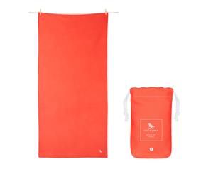 Classic Travel Towel | Red | Dock & Bay