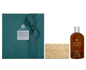 Molton Brown Recharge Black Pepper Essentials Gift Pack