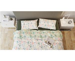 Flower Style Duvet Cover Set in Flower Style White In Single