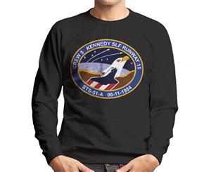 NASA STS 51 A Discovery Mission Badge Men's Sweatshirt - Black