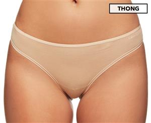 Calvin Klein Women's Form Thong - Bare