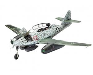 Messerschmitt Me262 B-1/U-1 Nightfighter 132 Revell Model Kit