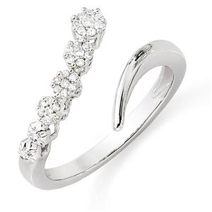 Ring with Diamonds in 10ct White Gold