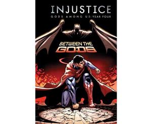 Injustice Gods Among U.S. Year Four  Volume 2