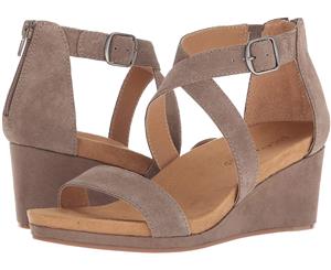 Lucky Brand Women's Kenadee Wedge Sandal