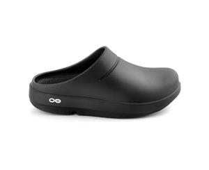 OOfos OOCloog Clogs Black