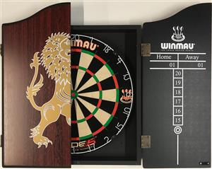 Winmau Blade 5 FIVE Dart Board & Winmau Rosewood LION Wooden Dart Cabinet + 6 x Darts SET