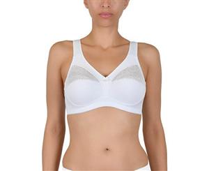 Naturana Soft Bra in White in White