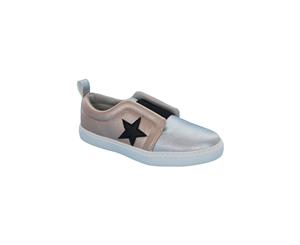 Hoo Chloe's Side Star Sneaker